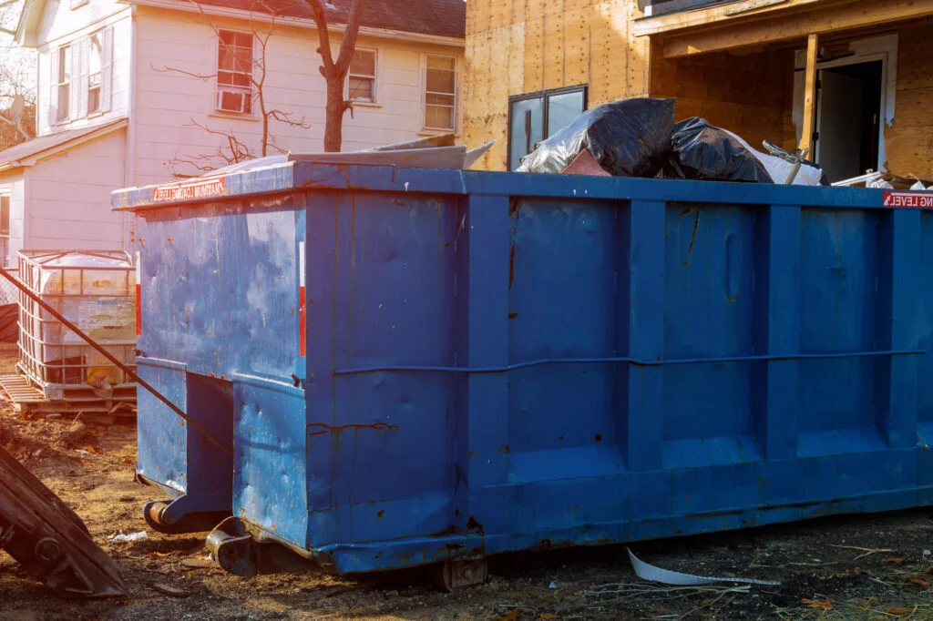 Compactor dumpsters in Kansas City, MO